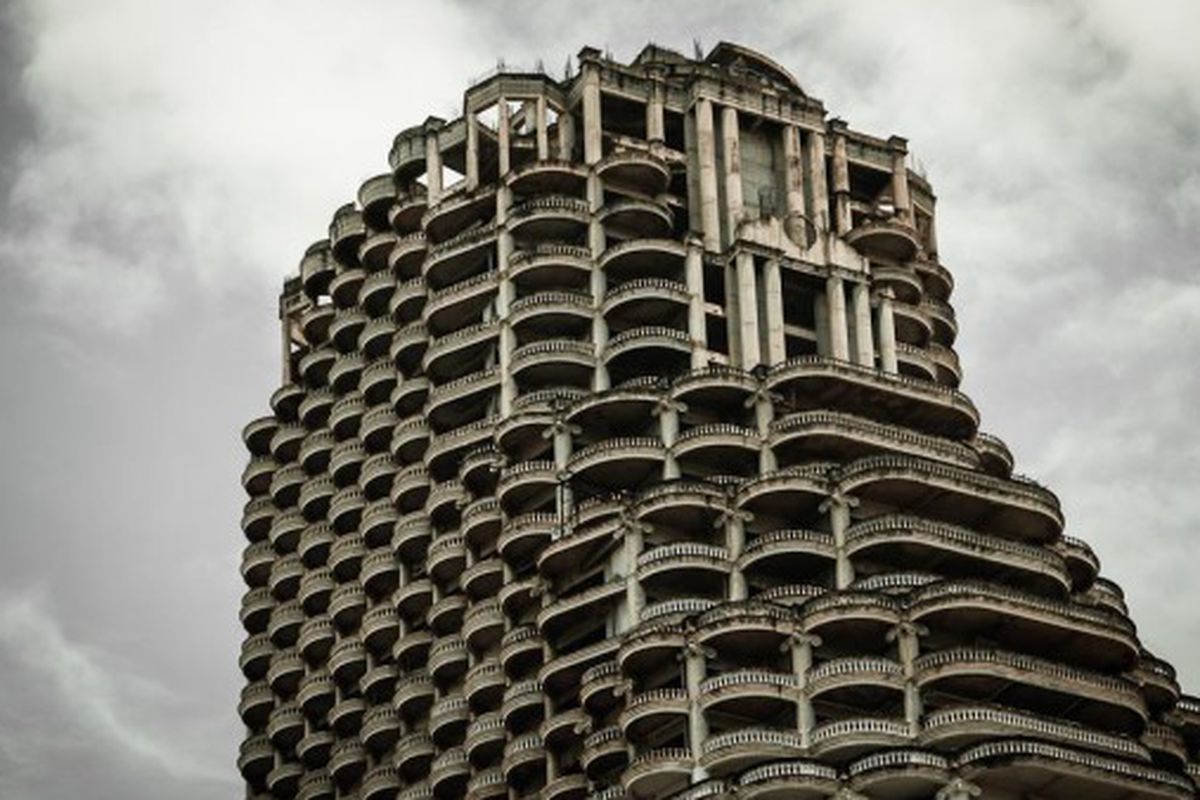 Câu chuyện đằng sau những ngôi nhà ma ám rùng rợn châu Á