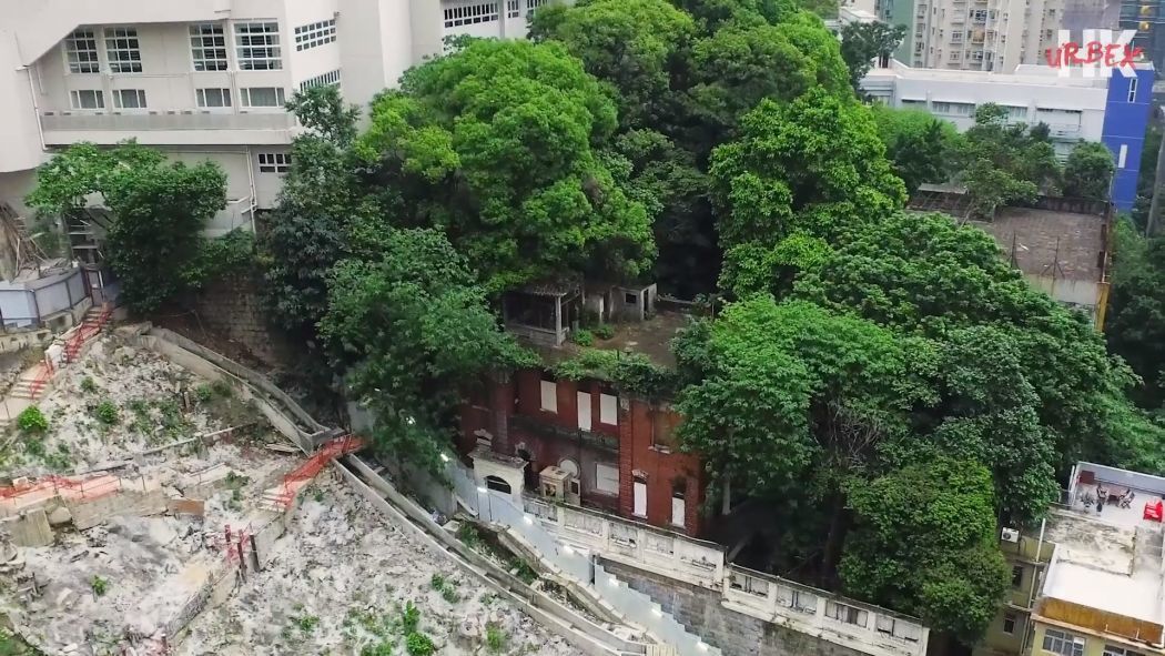 Câu chuyện đằng sau những ngôi nhà ma ám rùng rợn châu Á