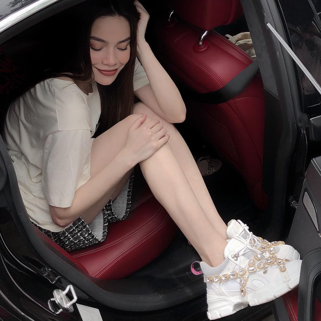 Đừng nghĩ cứ gầy là đẹp, 5 người đẹp Vbiz này chính xác là kiểu đẹp đâu chẳng thấy chỉ thấy... tong teo