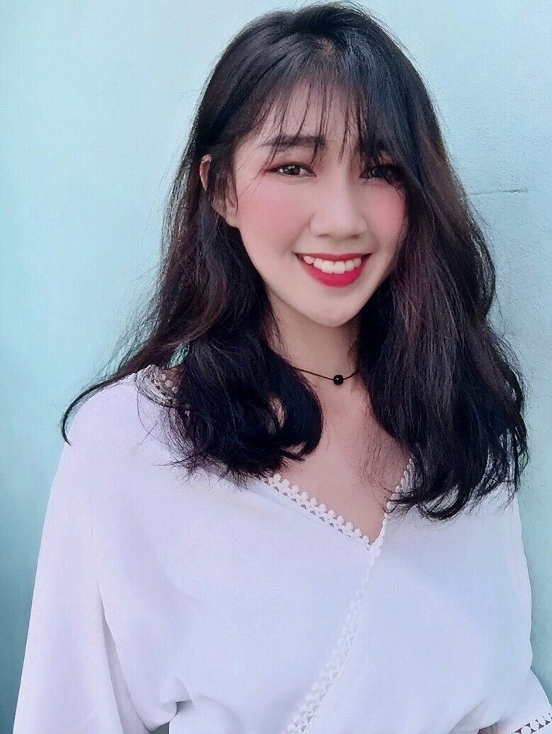 Ngắm dàn nữ sinh 2000 trường em trai Sơn Tùng dự thi Hoa khôi ai cũng thốt lên: Thế hệ 10x giờ đã lớn vậy ư