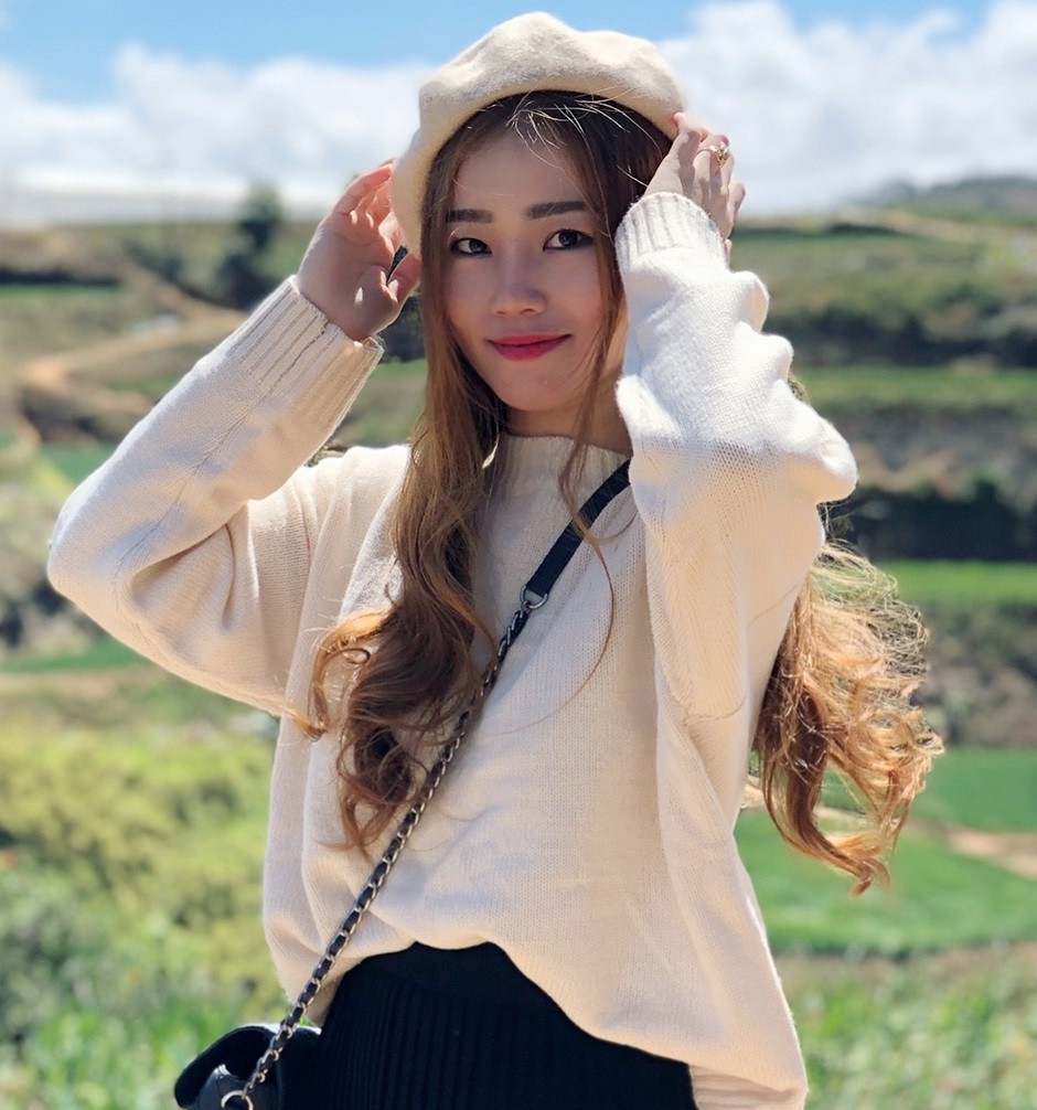 Ngắm dàn nữ sinh 2000 trường em trai Sơn Tùng dự thi Hoa khôi ai cũng thốt lên: Thế hệ 10x giờ đã lớn vậy ư