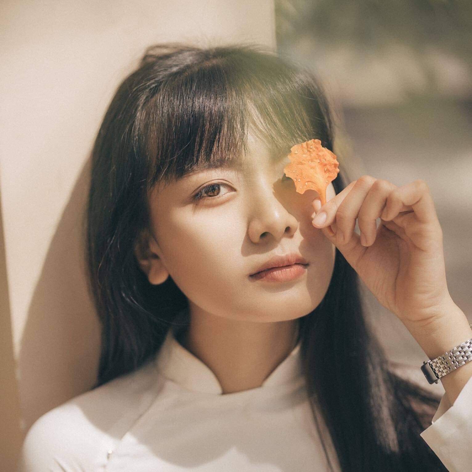 Ngắm dàn nữ sinh 2000 trường em trai Sơn Tùng dự thi Hoa khôi ai cũng thốt lên: Thế hệ 10x giờ đã lớn vậy ư