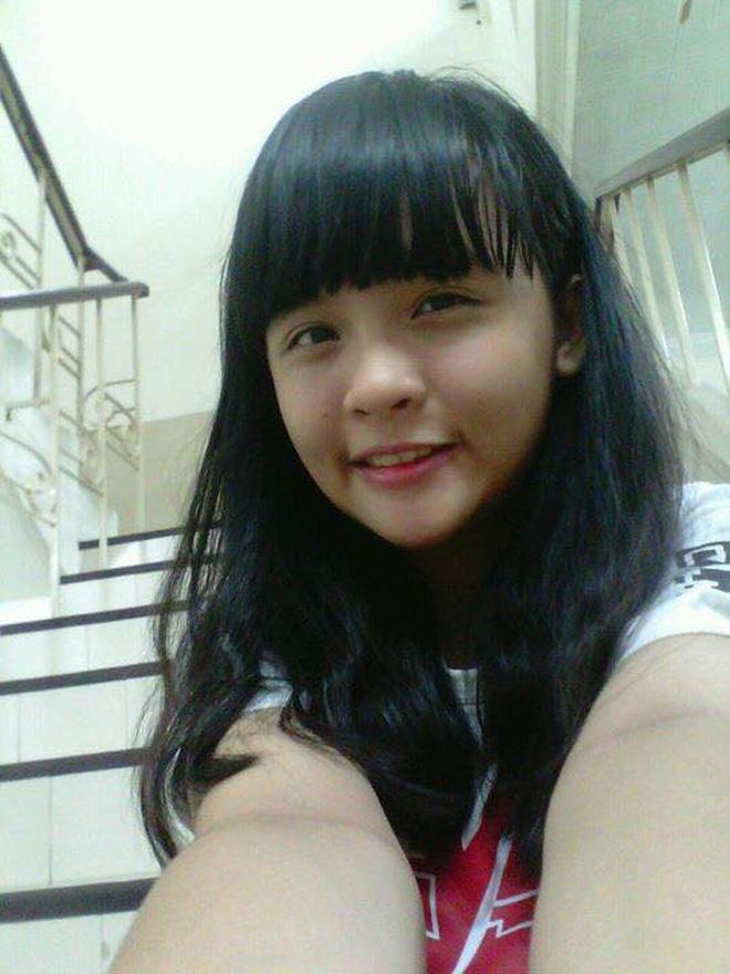 Nữ sinh Sài Gòn sinh năm 2000 thường xuyên được bắt chuyện bằng tiếng Anh vì quá giống Tây