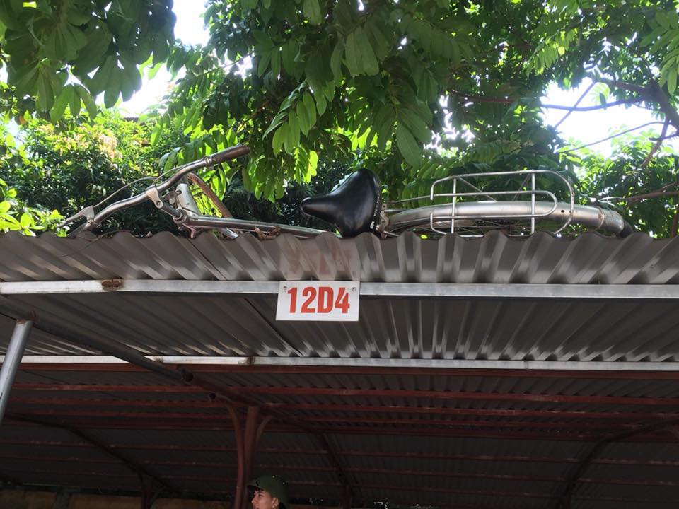 Trò đùa mới của học sinh bị lên án dữ dội: Giấu xe đạp của bạn học ở những nơi tìm cả ngày cũng không ra