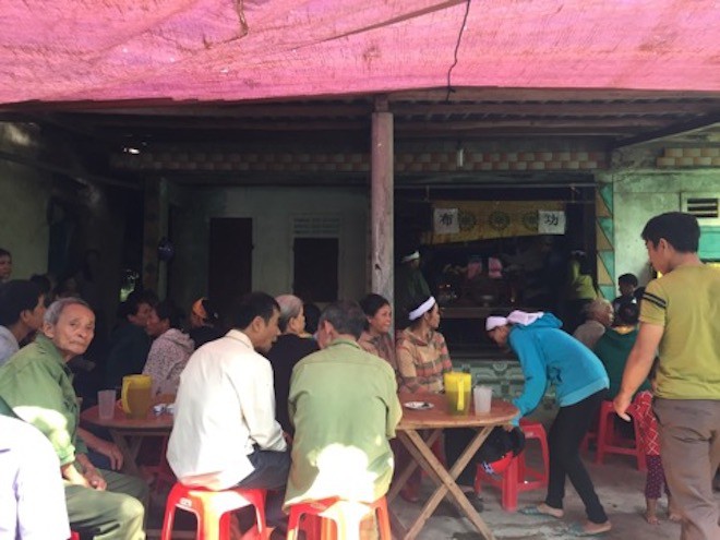 Lá thư tuyệt mệnh dài 8 trang của người vợ chết trong tư thế treo cổ cùng con trai 18 tháng tuổi ở Hà Tĩnh