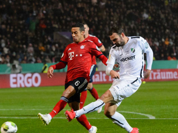 Rodinghausen - Bayern Munich: Khởi đầu hoành tráng, giữa trận bất an