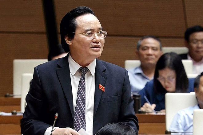 Quy định đuổi học sinh viên bán dâm do cán bộ ý thức kém đưa lên