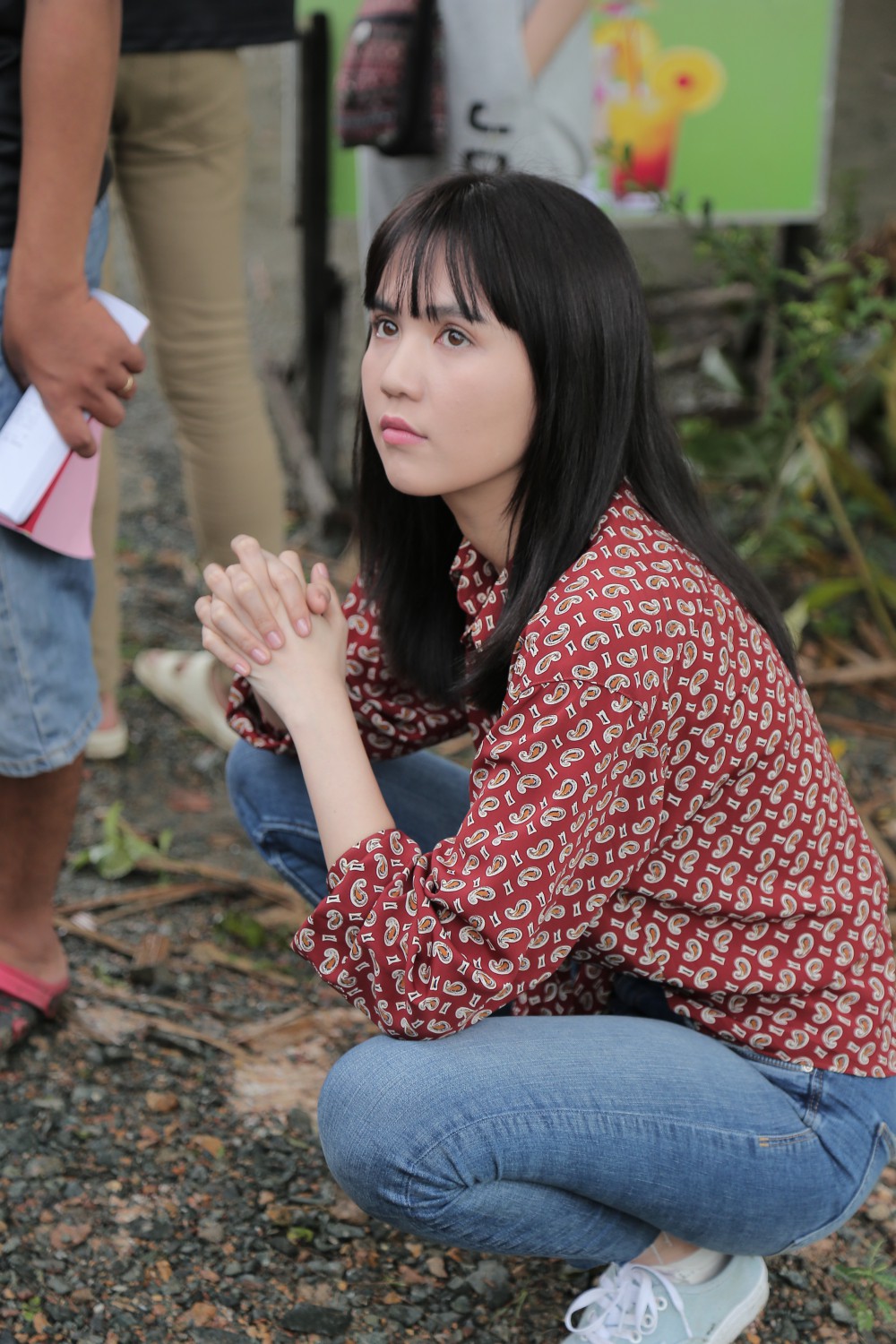 Hết vai gái bán hoa, Ngọc Trinh tiếp tục hóa thân thành em gái miền Tây chân chất trong Vu Quy Đại Náo