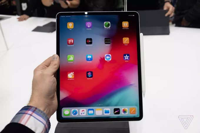 Ảnh thực tế iPad Pro 2018 viền siêu mỏng