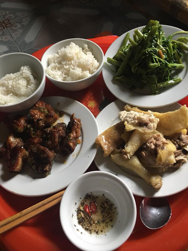 Nàng dâu hớn hở khoe mâm cơm cữ mẹ chồng nấu, chị em chỉ ra không chỉ 1 mà tận 3 lỗi sai cơ bản