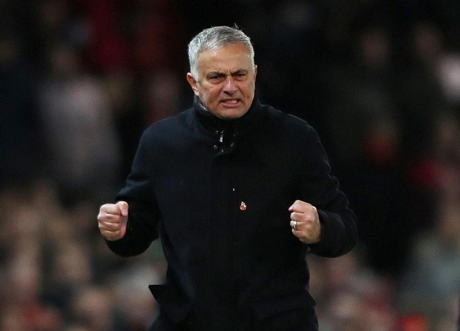 NÓNG: Mourinho lại nổi điên với Phó chủ tịch Ed Woodward