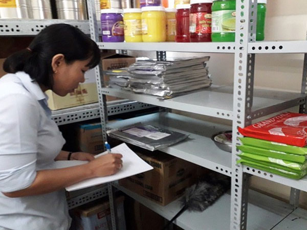 Xử phạt 84 triệu đồng cơ sở bánh mì chà bông khiến 55 trẻ ngộ độc