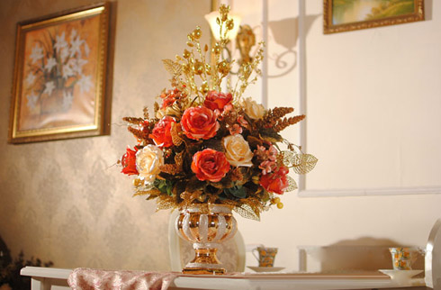 Cứ đặt những vật này ở phòng khách bảo sao gia đình thường xuyên lục đục, tài lộc rủ nhau cuốn gói đi hết