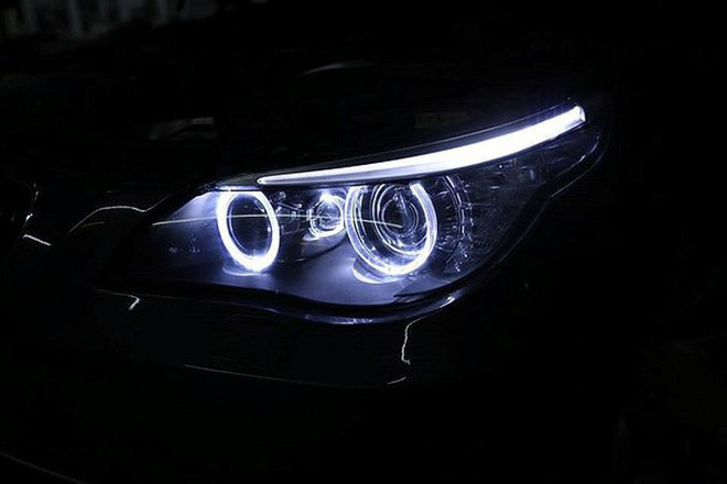 8 phụ kiện ô tô mua chỉ phí tiền mà người mới có xe nên tránh