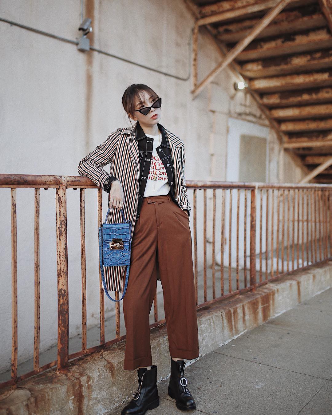 Có ít nhất 3 cách mix đồ với boots thấp cổ và kiểu nào cũng sang chảnh, cuốn hút hết nấc