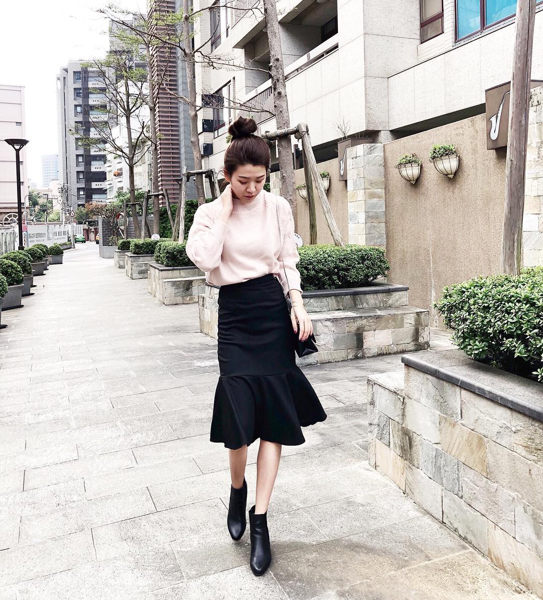 Có ít nhất 3 cách mix đồ với boots thấp cổ và kiểu nào cũng sang chảnh, cuốn hút hết nấc