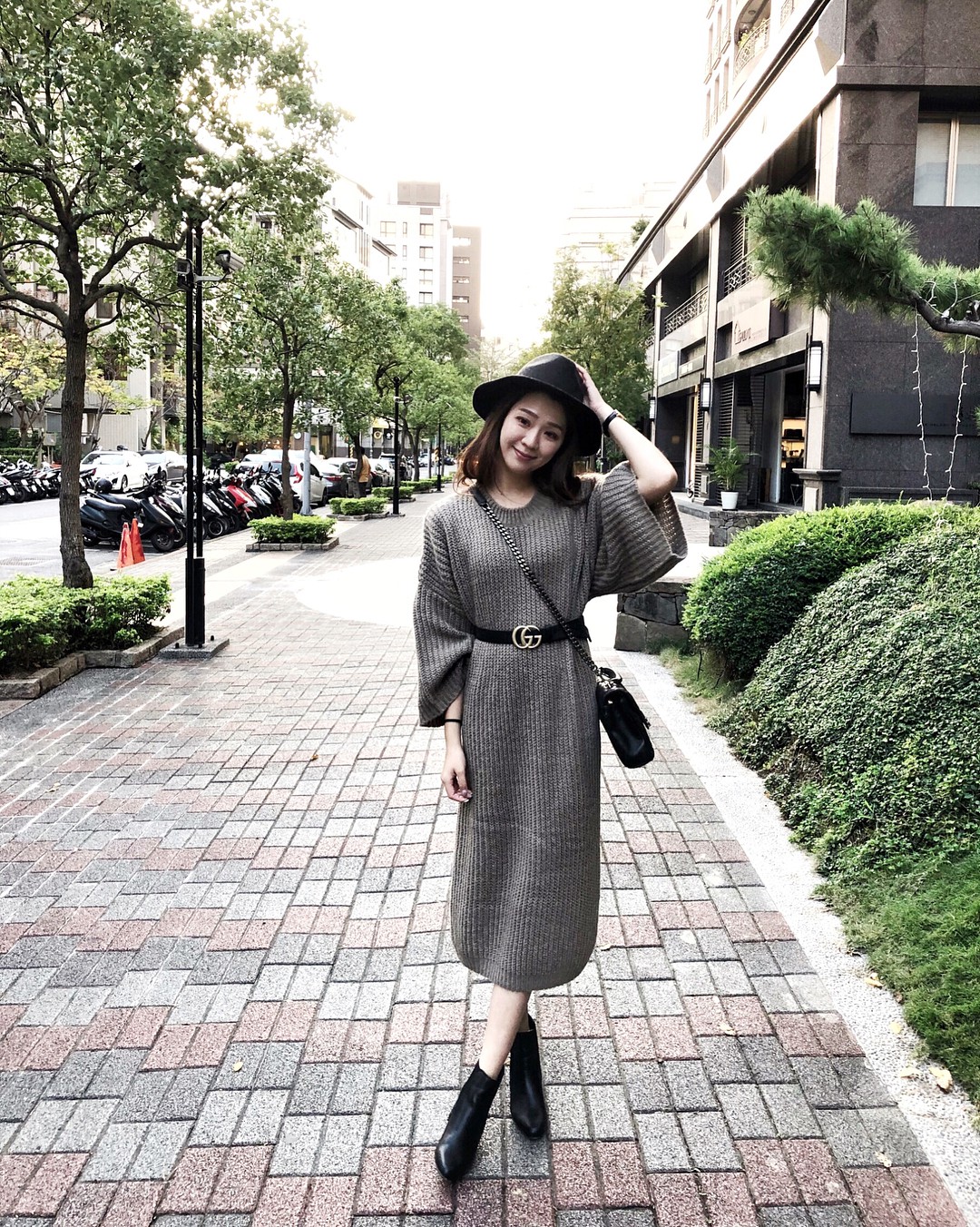 Có ít nhất 3 cách mix đồ với boots thấp cổ và kiểu nào cũng sang chảnh, cuốn hút hết nấc