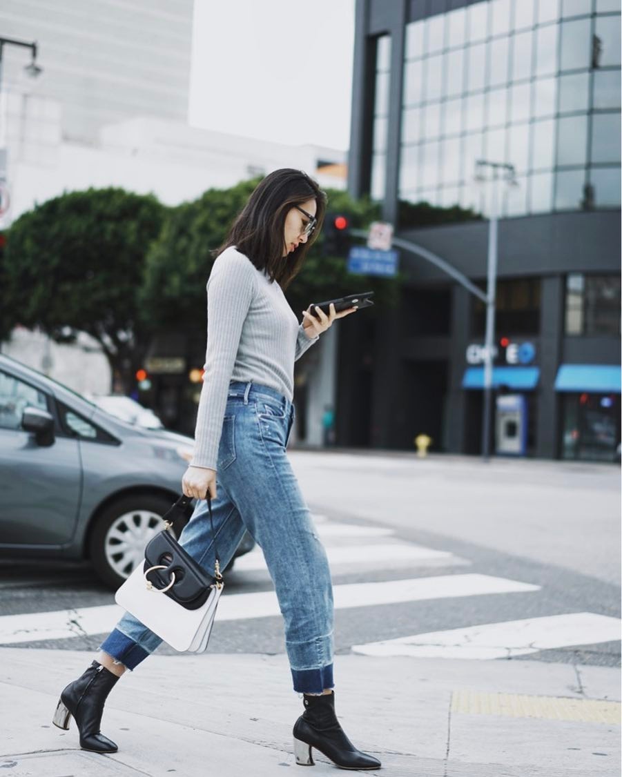 Có ít nhất 3 cách mix đồ với boots thấp cổ và kiểu nào cũng sang chảnh, cuốn hút hết nấc