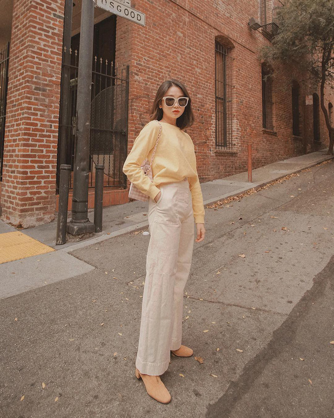 Trời nóng lạnh thất thường, nếu muốn diện đồ vừa thoải mái vừa xinh tươi thì các nàng đừng bỏ qua 15 gợi ý sau