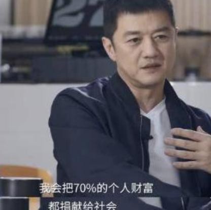 Quách Tĩnh Lý Á Bằng đối mặt với khoản nợ 134 tỷ, con gái Lý Yên vẫn thoả sức đốt tiền mua sắm