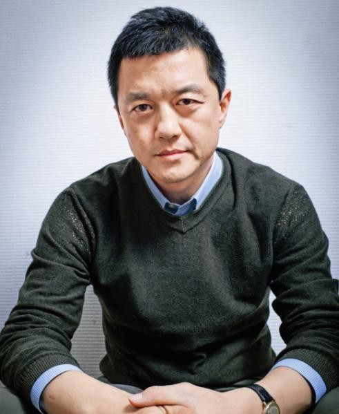 Quách Tĩnh Lý Á Bằng đối mặt với khoản nợ 134 tỷ, con gái Lý Yên vẫn thoả sức đốt tiền mua sắm