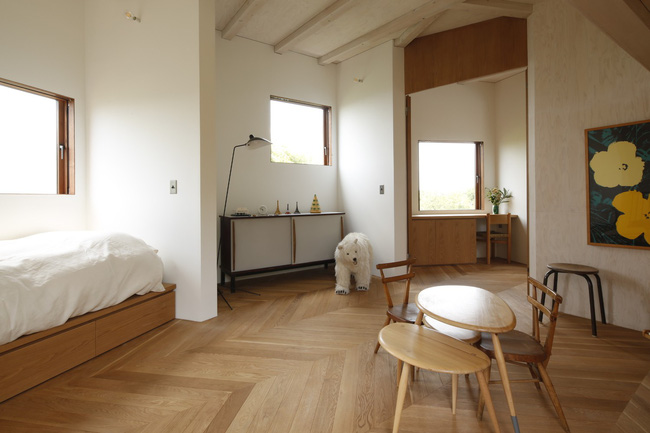 Giữa thủ đô Tokyo chật chội lại có một ngôi nhà vô cùng xanh mát với cây xanh