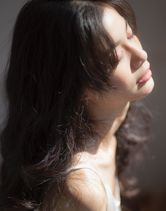 Nàng thơ lookbook Vi Nguyễn đang phủ sóng Instagram: Giữa thông minh và đẹp, mình chọn đẹp!