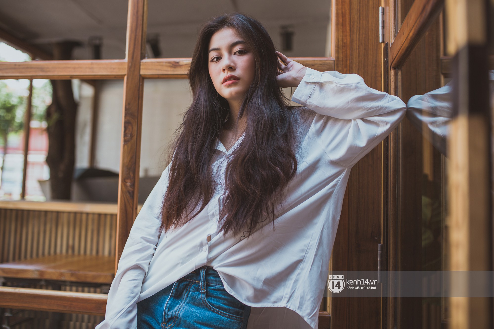 Nàng thơ lookbook Vi Nguyễn đang phủ sóng Instagram: Giữa thông minh và đẹp, mình chọn đẹp!