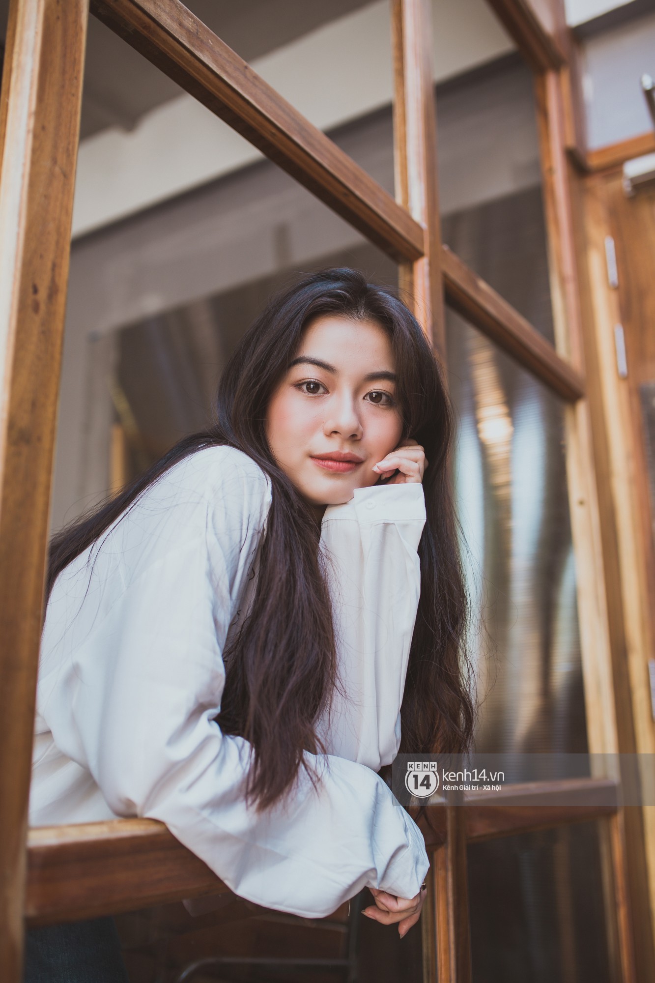 Nàng thơ lookbook Vi Nguyễn đang phủ sóng Instagram: Giữa thông minh và đẹp, mình chọn đẹp!