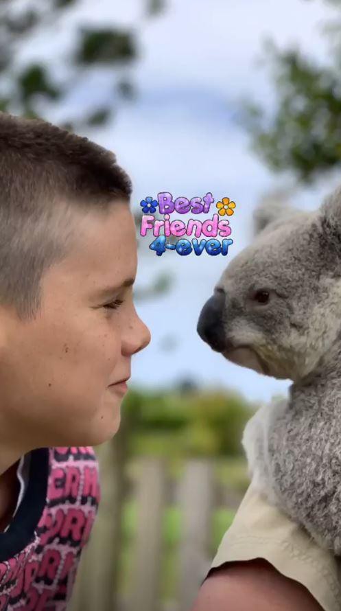 Giữa tin đồn lục đục, vợ chồng Beckham khoe ảnh gia đình đi chơi vui vẻ nhưng lại tránh chụp ảnh cùng nhau