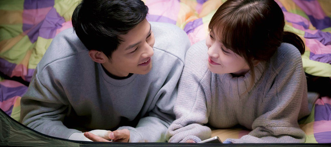 Kỷ niệm 1 năm ngày cưới của Song - Song: Không cầu tình yêu kinh thiên động địa, chỉ mong nắm tay nhau đi hết một đời