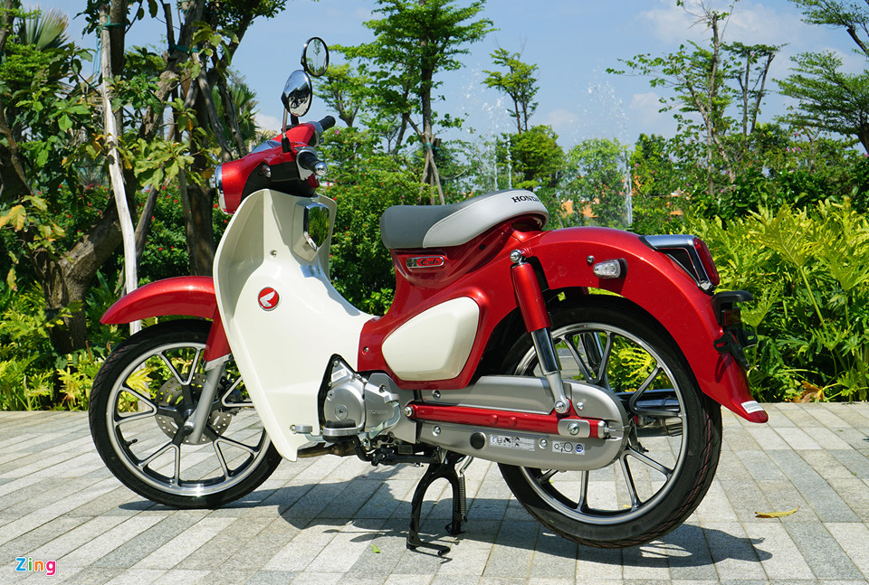 Chi tiết Honda Super Cub C125 - xe huyền thoại giá ngang SH