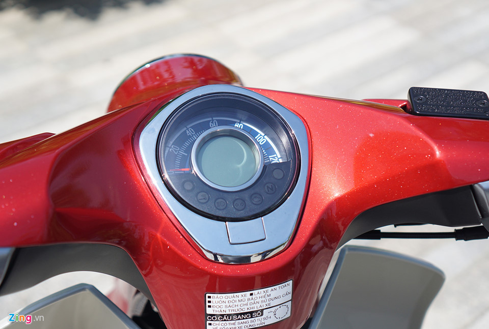 Chi tiết Honda Super Cub C125 - xe huyền thoại giá ngang SH