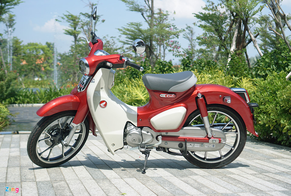 Chi tiết Honda Super Cub C125 - xe huyền thoại giá ngang SH