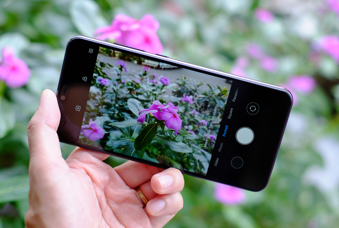 Smartphone có camera selfie 24 chấm của Xiaomi