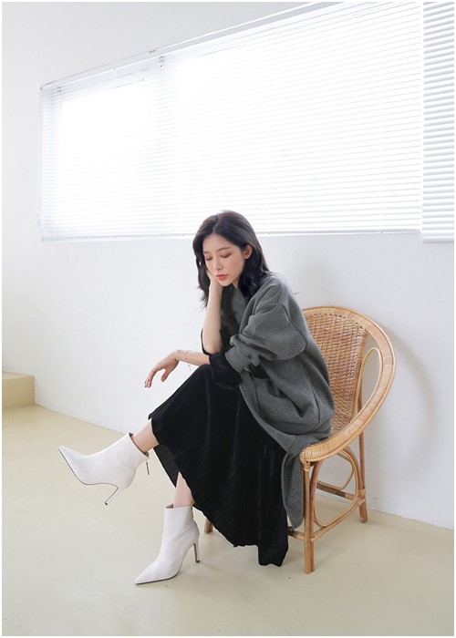 Chán blazer và cardigan, nàng công sở hãy thử kiểu áo thần thánh khác