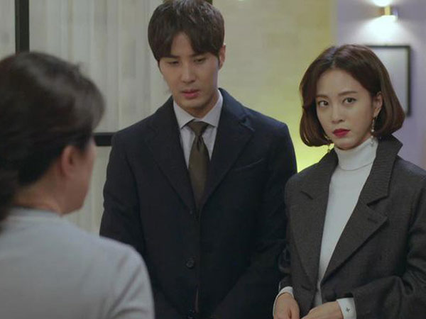 Dặn vợ ở nhà chăm sóc mẹ ốm, đi làm về, tôi bàng hoàng khi nhìn bát cháo thiu để trên bàn