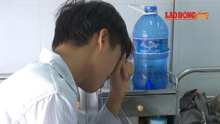 Không chỉ bóc da tay như Hương Tràm, giới trẻ Việt còn nhiều cách ngược đãi bản thân kinh hoàng hơn