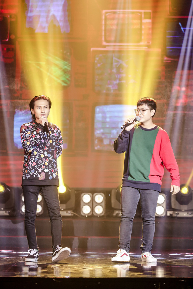 Diễn hit mới cực máu lửa, Đông Nhi còn gây ấn tượng mạnh với màn song ca cùng Mr.Đàm trong bản tình ca bất hủ Diễn hit mới cực máu lửa, Đông Nhi còn gây ấn tượng mạnh với màn song ca cùng Mr.Đàm trong bản tình ca bất hủ