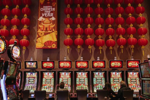 Thành phố khốn khổ vì quá nhiều tiền Trung Quốc