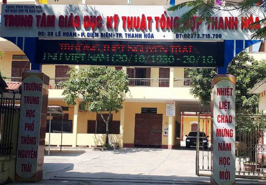 Vụ 7 học sinh ở Thanh Hóa bị đuổi học vì xúc phạm thầy cô trên Facebook: Có những tin nhắn rất bậy và còn dọa đốt trường