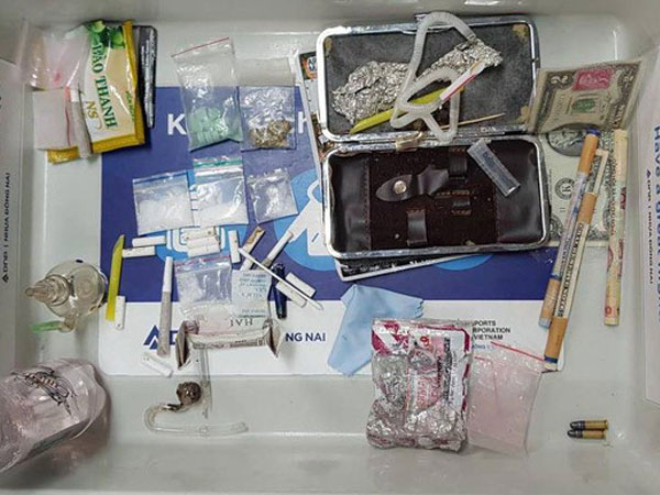 Phát hiện hàng loạt vụ vận chuyển ma túy ở Sân bay Cam Ranh