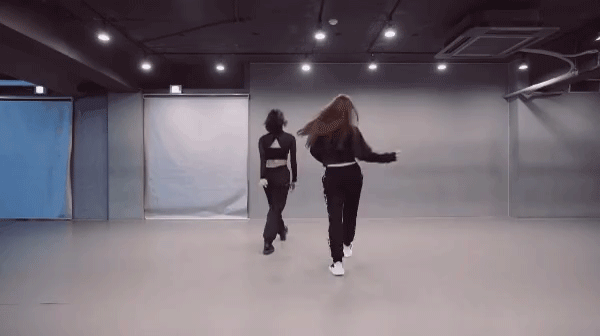 Video thư ký Kim Park Min Young nhảy chuyên nghiệp chẳng kém idol Kpop