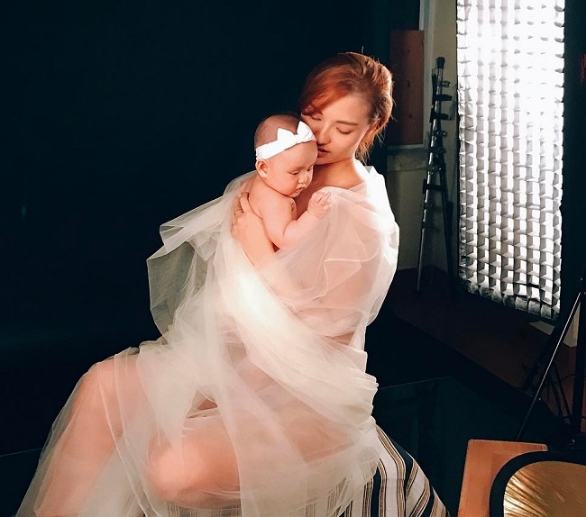 3 chân dài Việt khoả thân gây xôn xao: Dáng vóc thật nóng bỏng cỡ nào?