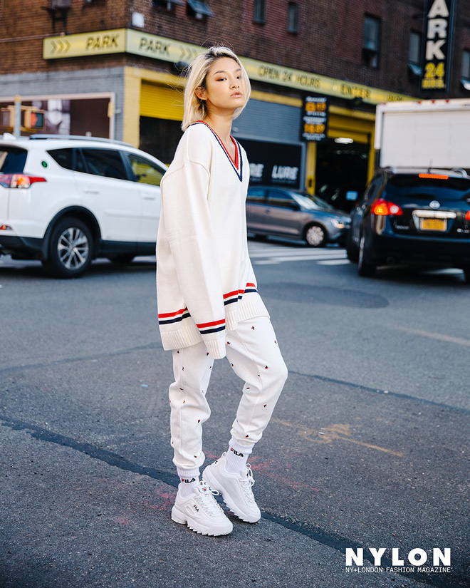 Danh hiệu sneaker đỉnh nhất 2018 không thuộc về đôi giày đắt đỏ nào mà lại là mẫu Fila huyền thoại vừa rẻ vừa chất này