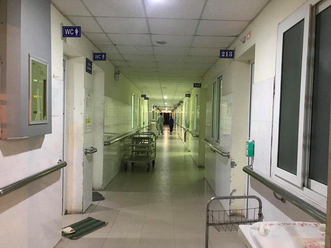 Vợ tài xế taxi sợ hãi kể lại giây phút chồng bị người ngồi trong xe Mazda bắn