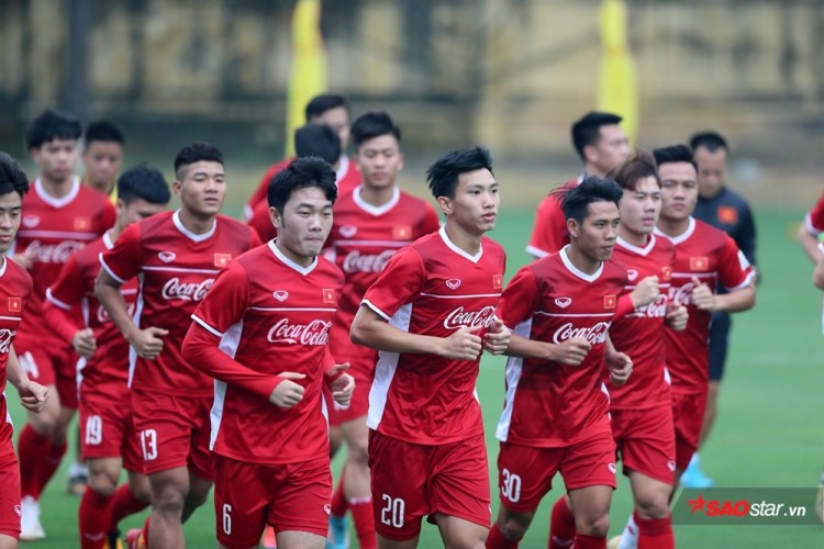 AFF Cup 2018: HLV Park Hang Seo ra lệnh cấm đặc biệt với ĐTVN