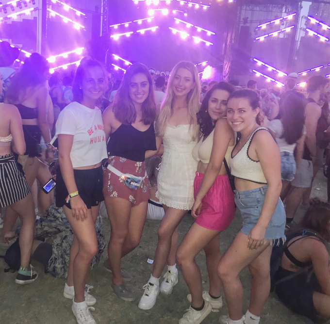 Thú tiêu tiền của con các tỷ phú thế giới