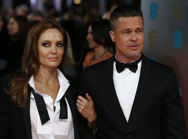 Phân xử quyền nuôi con đã xong, Angelina Jolie và Brad Pitt bắt đầu phân chia tài sản Phân xử quyền nuôi con đã xong, Angelina Jolie và Brad Pitt bắt đầu phân chia tài sản