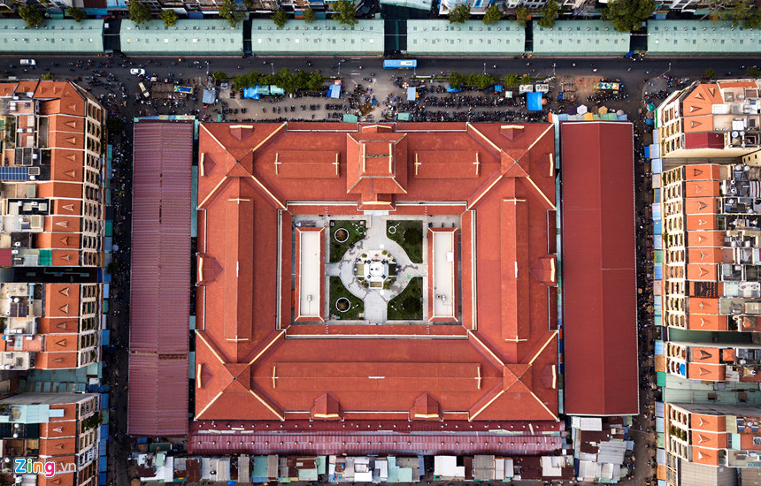 Tiểu thương trở lại ngôi chợ lớn nhất Sài Gòn sau 2 năm sửa chữa